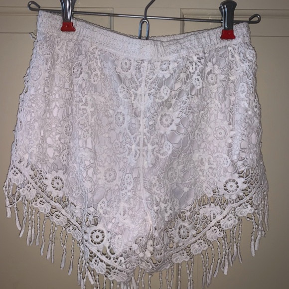 PacSun Lace Shorts - Picture 2 of 3